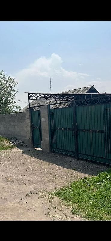 60 м², 3 комнаты, Забор, огорожен