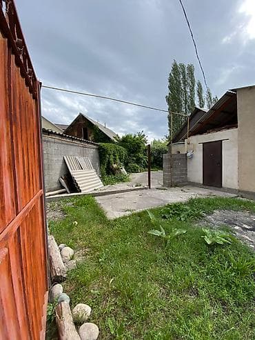 🏡 Продается просторный 2-этажный дом в Бишкеке! 🏡 📍 Первомайский