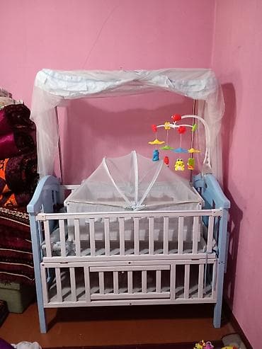 Продаю детский манеж трансформер . почти новый. + имеется люлька
