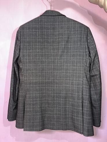 Мужская горнолыжная одежда: Брал в прошлом году за 13.000сом Всего Один раз одел на выпускной — 2