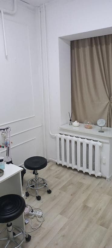 юр адрес: Аренда офисов, 80 м², В жилом комплексе, 1 линия — 8