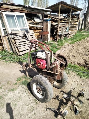 чемодан с инструментами: Культиватор советский луч. 25000. или меняю — 3