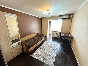 2 комнаты, 46 м², Индивидуалка, ул. Московская / Турусбекова Индивидуалка, 5 этаж, Косметический ремонт
