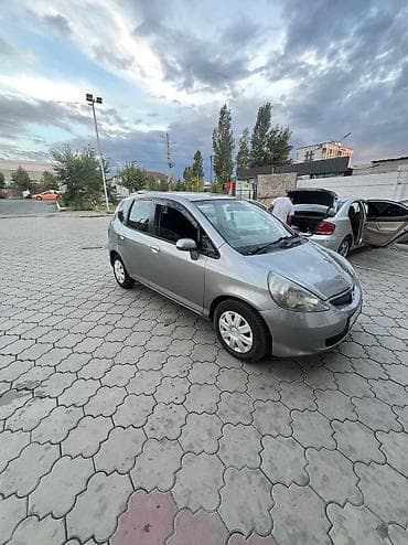 Транспорт: Honda Fit: 2004 г., 1.5 л, Вариатор, Бензин, Хэтчбэк — 3