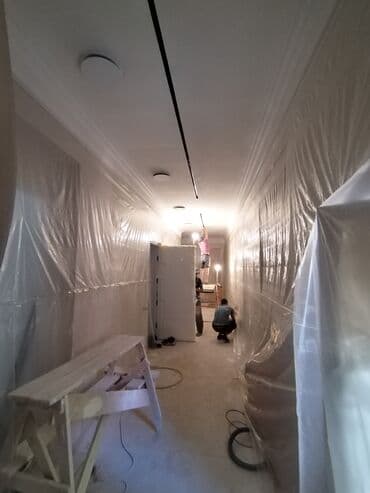 услуги ремонта квартир: Покраска стен, Покраска потолков, Покраска дверей, На масляной основе, На водной основе, Больше 6 лет опыта — 7