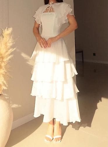 Продаю платье, носила всего 1 раз, и то на 2 часа. Размер xs-s