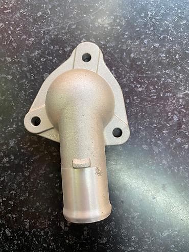 Крышка термостата nissan almera primera sunny qg15 qg16 qg18