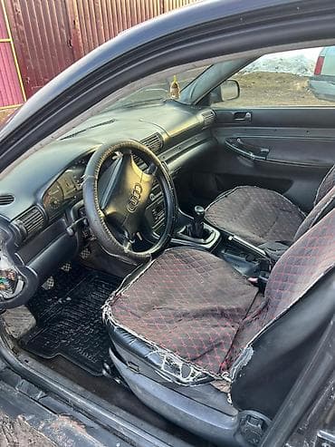 Audi: Audi A4: 1995 г., 1.9 л, Механика, Дизель, Седан — 9