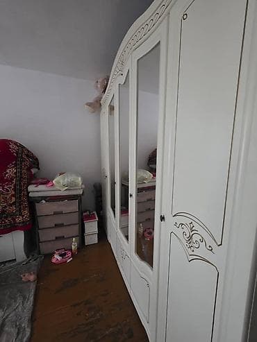 элитка кг: 1 комната, 32 м², 1 этаж — 2