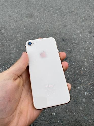 трещина но работает: IPhone 8, Б/у, 64 ГБ, Белый — 2