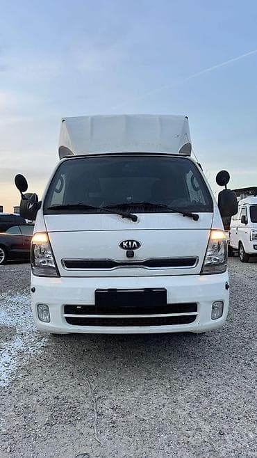 Kia : 2019 г., 2.5 л, Автомат, Дизель, Фургон