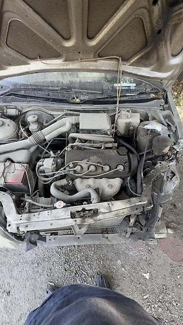 рейка цивик: Honda Civic: 1999 г., Седан — 5