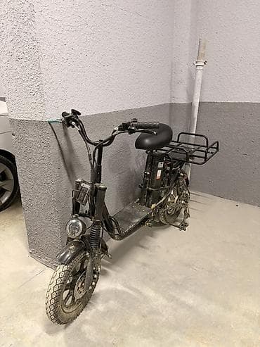 детский мопед: Электровелоскутер с большим багажником - Аккумулятор: литий-ионный — 1