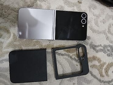 nokia 800: Samsung Z Flip, Б/у, 256 ГБ, цвет - Черный, 1 SIM, eSIM — 6