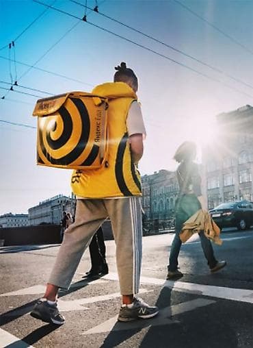 Тигүү иши: Талап кылынат Велокурьер, Мото курьер, Самокат менен Кошумча акча табуу, Ийкемдүү график, Сыйакылар, 18 жаштан жогору — 1