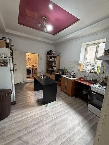 жумуш курулуш: В центре города Кант Продаются дом Участок 10 соток + магазин, 3 — 4