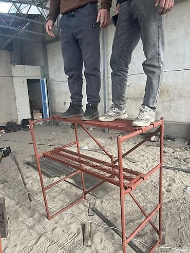 агрегат для стяжки: Строительные мини леса - Металлический настил не боится влаги — 3