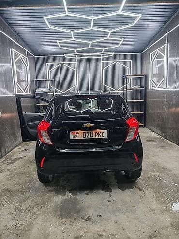спарк 2: Chevrolet Spark: 2019 г., 1 л, Автомат, Бензин, Хэтчбэк — 4