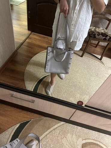 сумка клатч б у: Продаж новую с этикеткой сумку от Зара, очень мягкая и легкая — 7