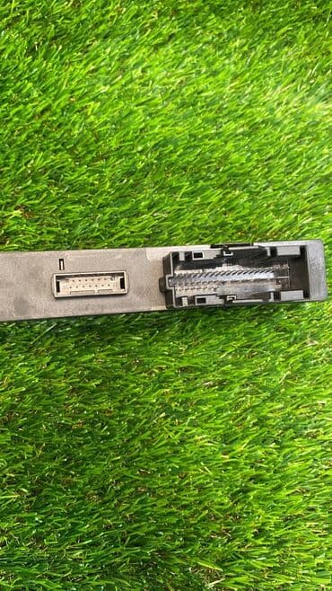 c 220: Блок выключения зажигания/старт для BMW X5 E70 (0) -------------  — 3