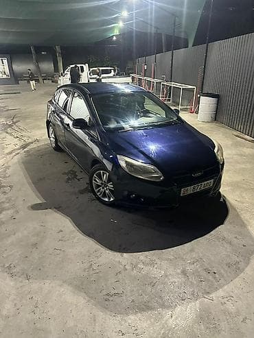 уна: Ford Focus: 2011 г., 1.6 л, Механика, Бензин, Хэтчбэк — 2