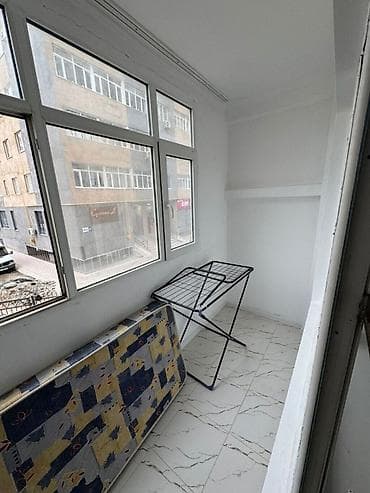 Квартиры: 2 комнаты, 60 м², Джал мкр (в т.ч. Верхний, Нижний, Средний) 106 серия улучшенная, 2 этаж, Старый ремонт — 10
