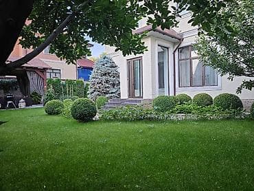 Продается дом, центр. Рядом ТЦ Азия Молл, в 3 минутах от проспекта