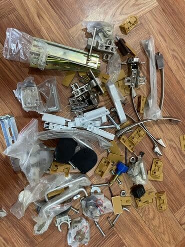 Мебельная фурнитура всякие для ремонта находится в городе Кант цена за