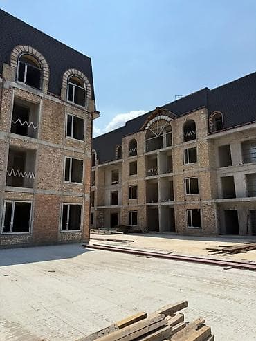 3 комнаты, 129 м², АУЦА Элитка, 4 этаж, ПСО (под самоотделку)