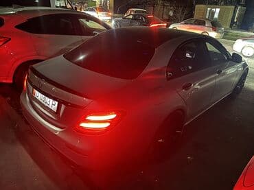 срочно продаю в связи с переездом: Mercedes-Benz E-Class: 2018 г., 2 л, Автомат, Дизель, Седан — 4