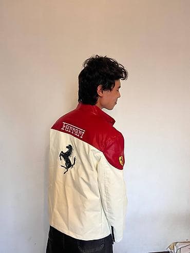 муской куртка: Мужская куртка в стиле гоночного мерча Ferrari. - Материал — 4