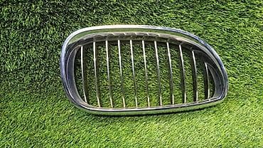 x5 e53: Решетка радиатора BMW 2006 г., Б/у, Оригинал — 1
