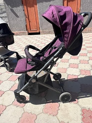 Коляскалар: Продается 2 коляски каждая по 1000 сом. Универсальная детская коляска — 10