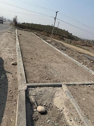 металлический уголок: Устройство бортового камня (бордюра) и лотков для водоотвода - — 10