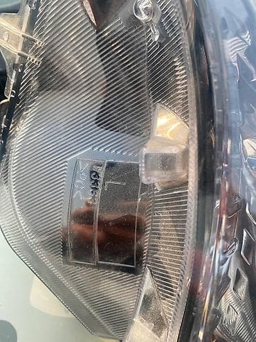 eagle eyes: Передняя левая фара Toyota 2017 г., Б/у, Оригинал, США — 3