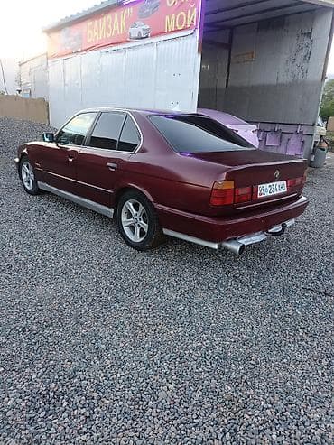 sprinter 516 2011: BMW 5 series: 1988 г., 2 л, Механика, Бензин, Седан — 4