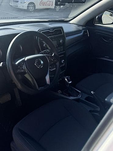 Продажа авто: Ssangyong Tivoli: 2019 г., 1.6 л, Автомат, Дизель, Кроссовер — 8