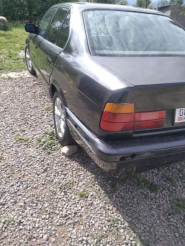 e34 540: BMW 5 series: 1991 г., 2 л, Механика, Бензин, Седан — 4