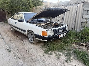 bye e5: Audi 100: 1989 г., 2.3 л, Механика, Бензин, Седан — 4