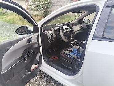 авто до 3000: Chevrolet Aveo: 2013 г., 1.6 л, Механика, Бензин, Седан — 8