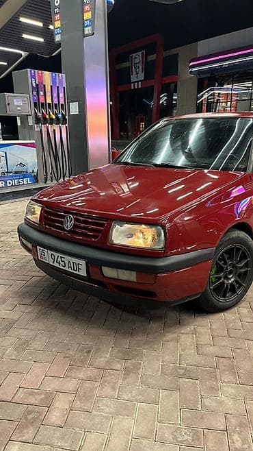 9 5j: Volkswagen Vento: 1992 г., 1.8 л, Ручные, Бензин, Седан — 6