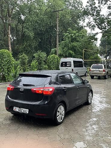 Транспорт: Kia Rio: 2012 г., 1.4 л, Автомат, Бензин, Хэтчбэк — 4