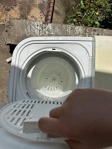 Бытовая техника: Цена договорная Полуавтоматическая стиральная машина с центрифугой — 3