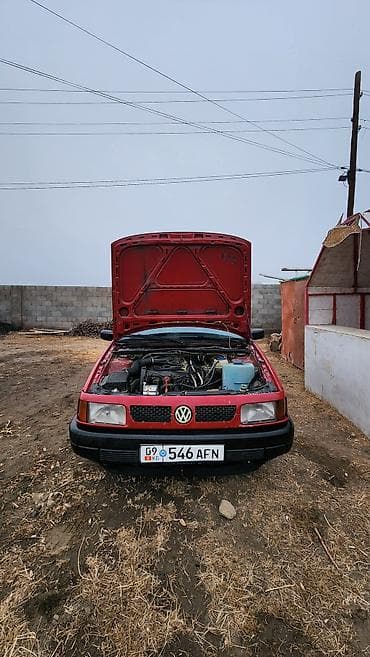 belarus mtz 82 1: Volkswagen Passat Variant: 1988 г., Универсал — 10