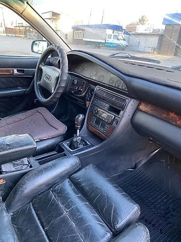 Продажа авто: Audi A6: 1994 г., 2.6 л, Механика, Бензин, Седан — 2