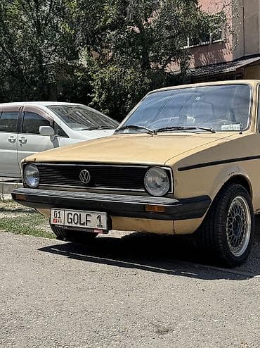 colf 2: Volkswagen Golf: 1982 г., 1.3 л, Механика, Бензин, Хэтчбэк — 1