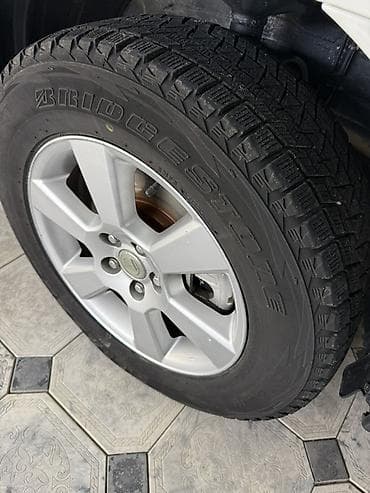 bridgeston: Колеса в сборе 225 / 60 / R 17, Зима, Б/у, Комплект, Легковые, Литые, отверстий - 5 — 1