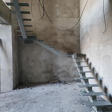 желез: Металлическая лестница Наружные, Бесплатный замер, Форма лестницы: Много-маршевая — 9