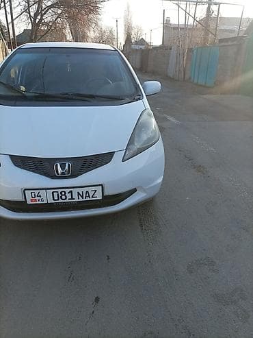 Honda Fit: 2011 г., 1.5 л, Автомат, Бензин, Хэтчбэк at lalafo.kg Honda Fit: 2011 г., 1.5 л, Автомат, Бензин, Хэтчбэк