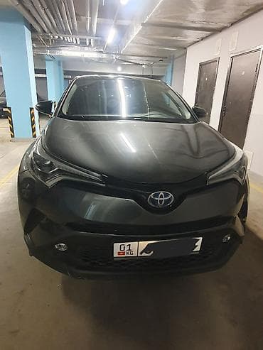 Toyota C-HR: 2017 г., 1.8 л, Вариатор, Гибрид, Кроссовер at lalafo.kg Toyota C-HR: 2017 г., 1.8 л, Вариатор, Гибрид, Кроссовер